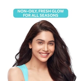 POND\'S Light Moisturiser 150ml