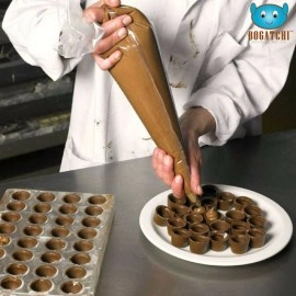 BOGATCHI Happy Mother\'s Day Theme Thanks MOM Chocolate Box - 12 Pieces