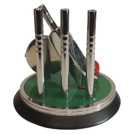 Saugat Traders Metal New Year Gift - Cricket Showpiece Analog Clock For Office & Home Birthday Gift For Men & Boys (H 8.5 X L 9 X W 9 Cm), Green