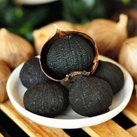 Aaswad Impex Un Peeled Clove Black Garlic (284 Grams / 10O OZ)