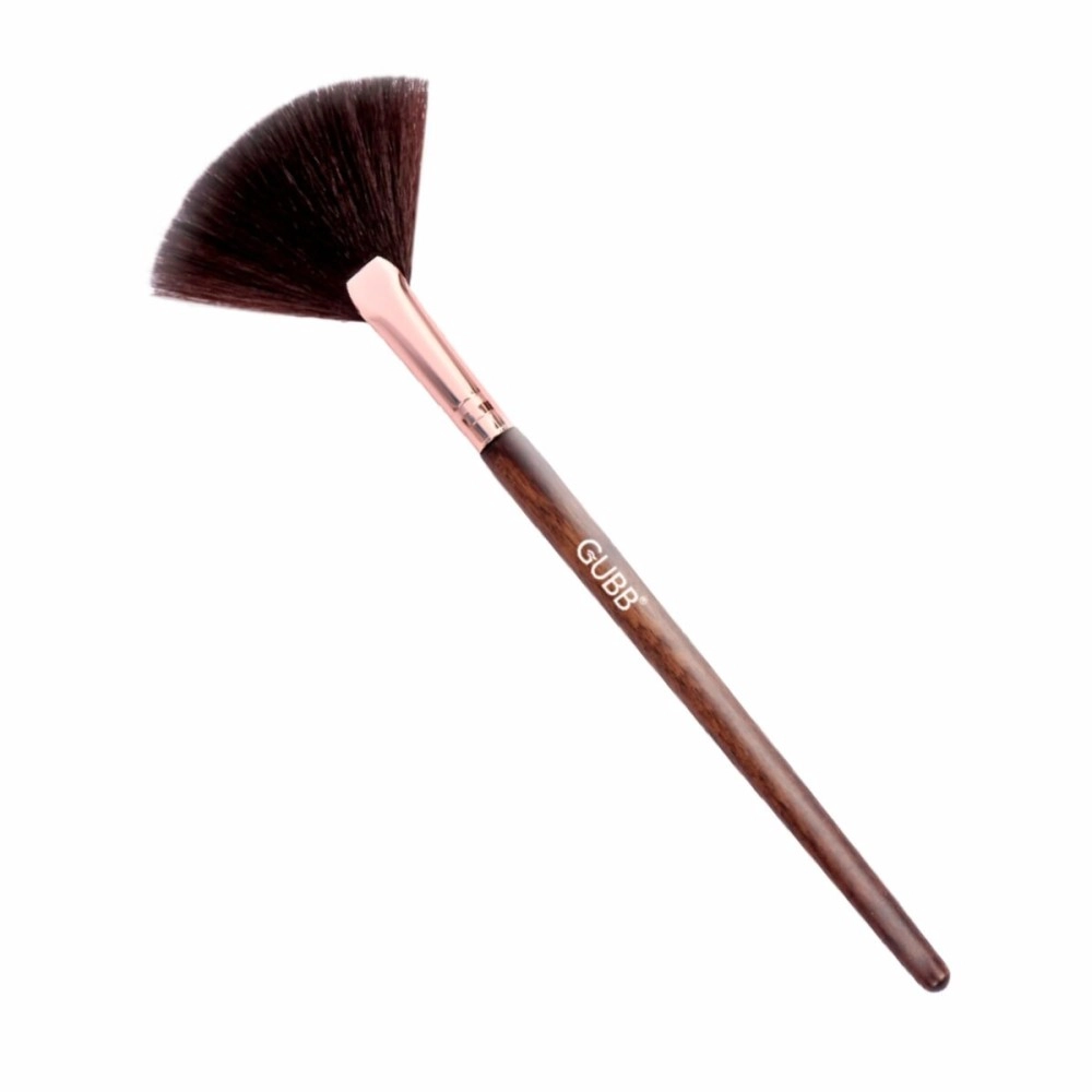 GUBB USA Make Up Brush Professional Highlighter Makeup Brush For Women/Girls Face Makeup (Fan Brush)