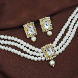 I Jewels Gold Plated Indian Wedding Bollywood Pearl Choker Necklace Set with Earring (ML237W)