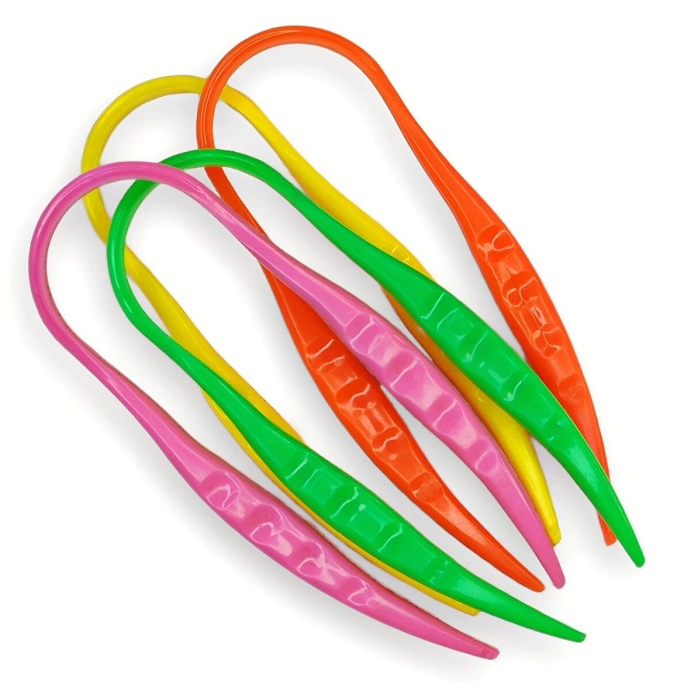 Creative hub Plastic Tongue Cleaner/Tongue Scraper(Pack of 2 multi color FREE 2 TOOTH PICK THIS PACK/WOODEN TOOTH PICK Tongue Scraper/Tongue Cleaner.