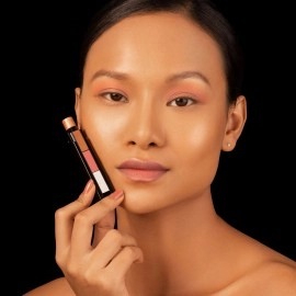 RENEE Fab 3 in 1 Highlighter For Face Makeup, Enriched with vitamin E, 4.5g - Long-lasting - Pearl Finish - Non-oily & Non-sticky 3 Shades in 1 Stick