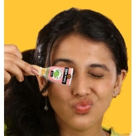 GO DESi POPz with Bits- Chilli Guava (40 Pcs) | DESi POPz | Fruit Snacks | Lollipop for kids, 440gm