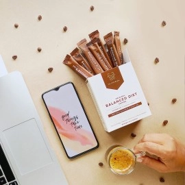 IncredaBrew Wellness Instant Coffee Powder - 20 Cups, Vitamin Rich Diet Coffee for Hot/Cold Coffee, Milk/Black Coffee | 20 x 2.2g Instant Coffee Sachets