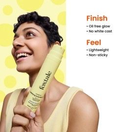 Foxtale Niacinamide Matte Sunscreen SPF 70+ PA++++ | No White Cast | Non Greasy | Prevents Tanning | UVA/UVB Protection | Lightweight | Men & Women | For Normal to Oily Skin | 50 ml