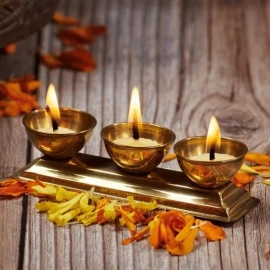 Om Phool Batti Small Cow Ghee Diya for Puja, 100 Pcs, Wax Free & Vegan Ghee Batti/Wicks/Jyot for Puja Aarti, (Pack of 1, Yellow, 100 Pcs)