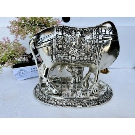 LABHCART Handcrafted Brass Golden Kamdhenu Cow with Calf, Vastu Gau MATA Idol, Spiritual Vastu Nandi Pooja Figurine Sculpture, Kamdhenu Cow & Calf Idol for Home and Office