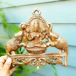 Apka Mart The Online Shop Goddess Laxmi ji Wall Hanging Metal (Copper) 9 Inch for Pooja | Home Decor & Office Dcor | Wedding Gifts