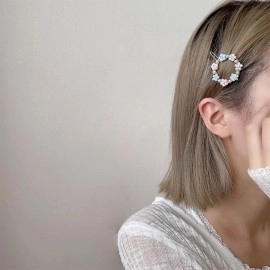 ANNA CREATIONS 4 Pcs Latest Korean Fashion Style Flower Lock Pin Hair Clip Hair Pin Hair Accessories for Women & Girls