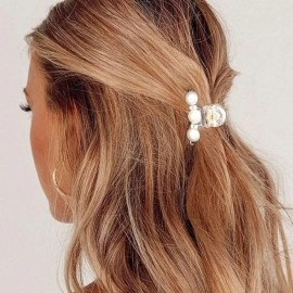 BELICIA Pearl Hair Clips White Hair Claw Clamps Crystal Hair Claw Clip Non Slip Clips Styling Hair Accessories for Women and Girls (Pack of 3)
