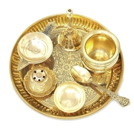 BENGALEN Brass Pooja Thali Set 6 Inch Puja Thali with Pital Plate Kalash Spoon Chandan Wati Dhup Dan Diya Ghanti Arti Thali for Diwali Home Office Mandir Wedding Return Gift Items