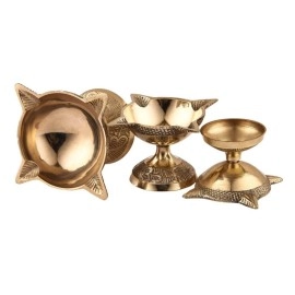 TORPPEZA 4 Face Brass Diya for Pooja, Mandir, Diwali Festival Oil lamp Diya for Daily Pooja/Diwali Pooja Charmukhi Diya for Pooja