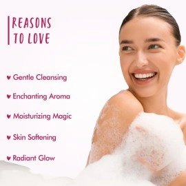 THE LOVE CO. Japanese Cherry Blossom Bath & Shower Gel - 100% Vegan Body Wash for Women & Men - Hydrating & Long-Lasting Scent - Paraben-Free - 100ml