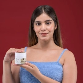 Sneira D-TAN Mask 100 gm for Instant Tan Removal & Sun Protection With Milk, Honey & Kojik suitable for All Skin Types