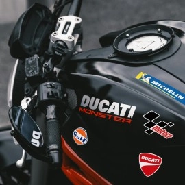 CodersParadise Vinyl Pack of 58 - Kpop Girls, Cool Korean Pop Singer Stickers for Water Bottles, Trendy Phone Laptop Notebook Journal Skateboard Bike Guitar Case - self-adhesive, 3 x 2 inch