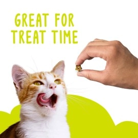 Friskies Cat Treat Party Mix Love Pack