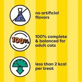 TEMPTATIONS Classic Crunchy and Soft Cat Treats, 30 oz.