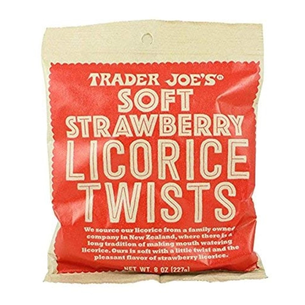 Trader Joe\'s Soft Licorice Twists 8oz (Strawberry Licorice, 5 Pack)