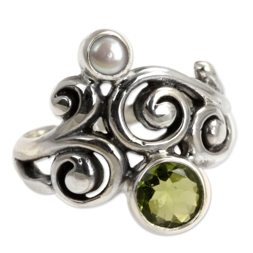 NOVICA Artisan Handmade Peridot Cultured Freshwater Pearl Cocktail Ring .925 Sterling Silver Green White Indonesia Flash Birthstone \'Cloud Song\', Sterling Silver, No Gemstone