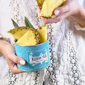 Kusmi Tea - Blue Detox - Green, Mate and Pineapple Tea Mix - Rosehip, Rooibos, Mint and Guarana Flavors - Loose Leaf Tea - 100g Tin - Quantity for approx. 50 cups