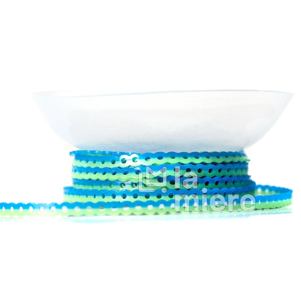 LA MIERE 1 Roll Orthodontic Rubber Chains, Dual Colors Braces Power Chains consisted force in closed, short, long 15\'\' spools (short, 0.136(3.3mm), Blue & Green)